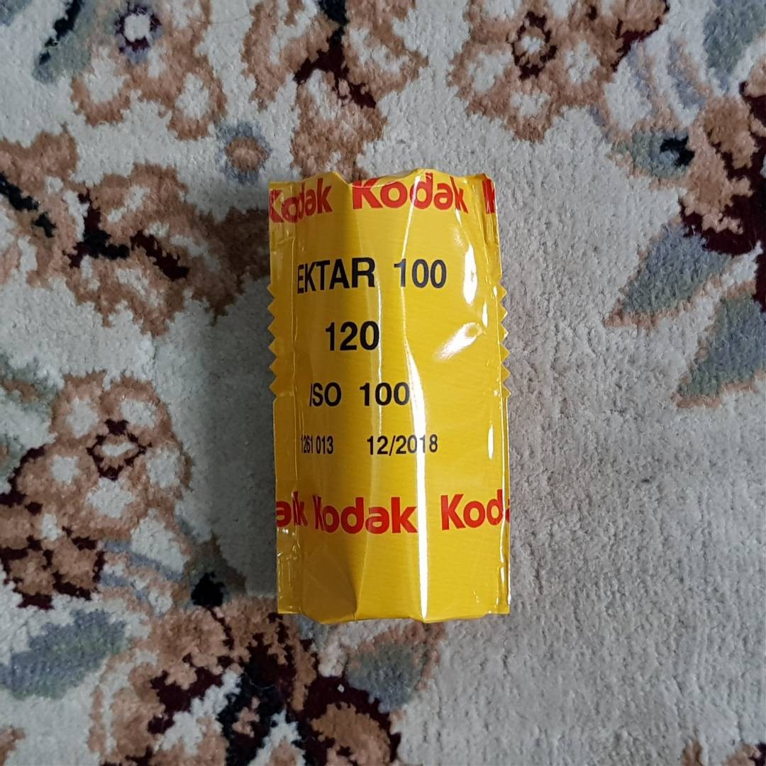 120mm Kodak Ektar 100 Medium Format Fresh Film ( iso 100 ) 120 format