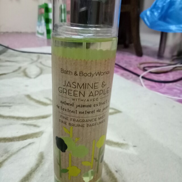 Jasmine and green sales apple body mist