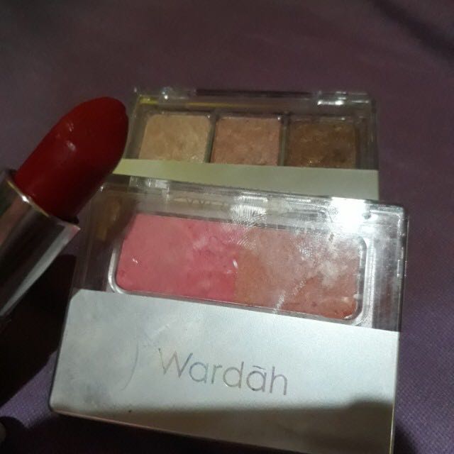 Blush On Dan Eyeshadow Wardah - Pilihan Online Terbaik