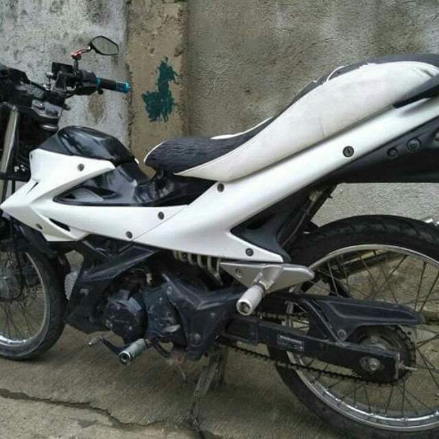 Kawasaki fury 125 model 2014 Motorbikes on Carousell