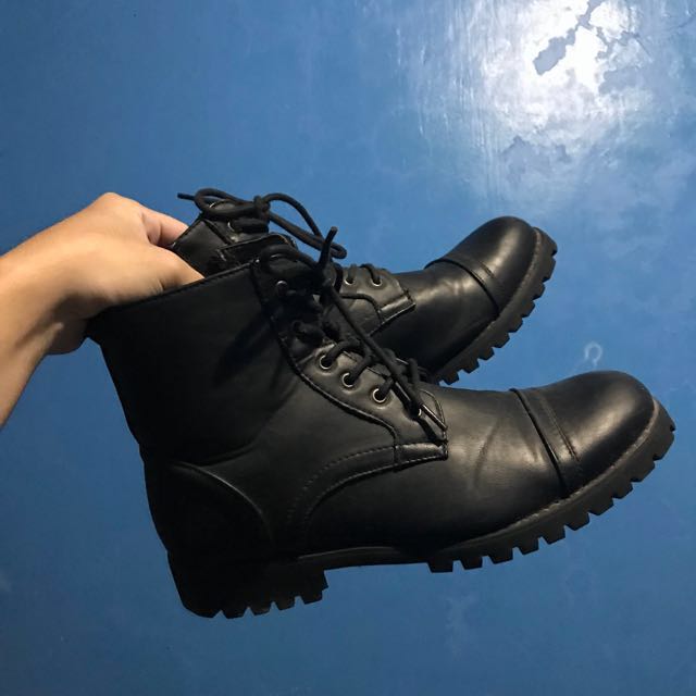 Milanos black boots, Men's Fashion 