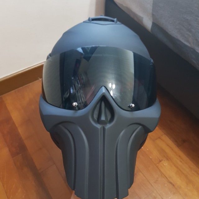 Punisher deals motorcycle helmet