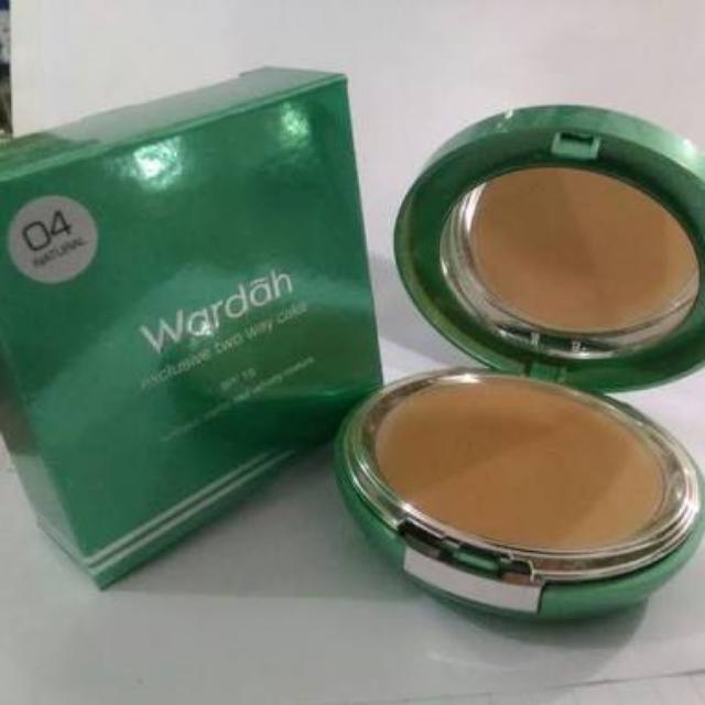 Wardah Exclusive Two Way Cake Kesehatan Kecantikan Rias Wajah Di Carousell