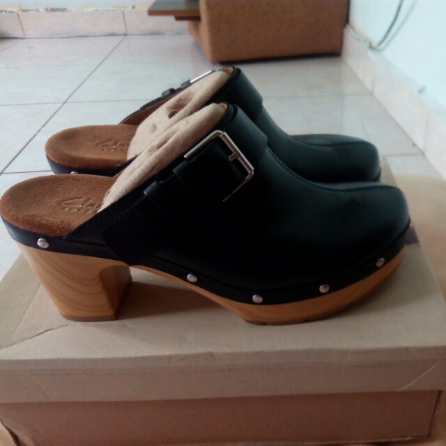 clarks ledella york