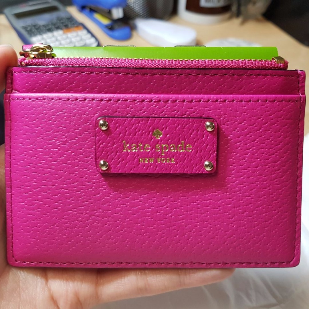 Kate Spade Card Holder with Zipper, Women&#39;s Fashion, Bags & Wallets on Carousell
