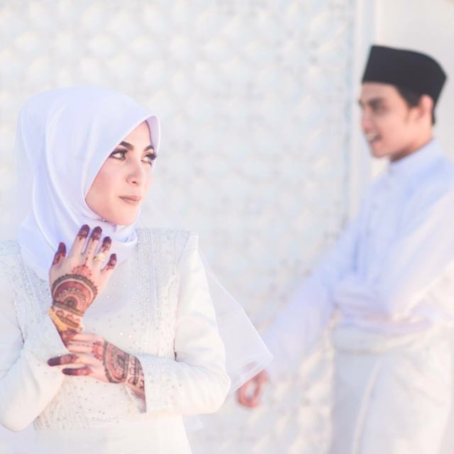 One Set Wedding Dress Men Women For Rent Women S Fashion