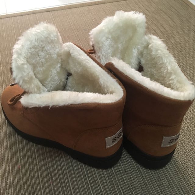 Winter Boots （分類：靴）位於 Hong Kong。 由 dejavuhk 提交（商品編號 141677821，圖片 3）。簡介： 。