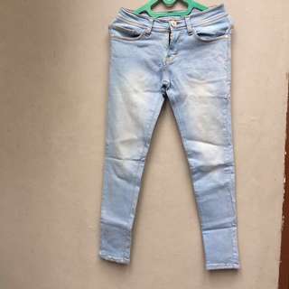 Celana jeans prada model pensil baby blue (reprice!!)