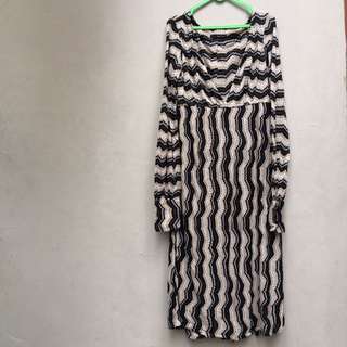 Maxi long sleeve dress