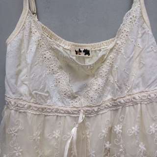 Tank top lace layer