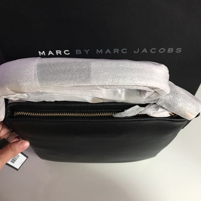 Pending Marc By Marc Jacobs Sia Leather Crossbody Luxury Bags