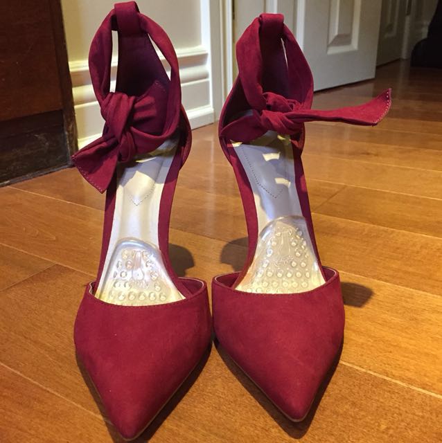 red statement heels