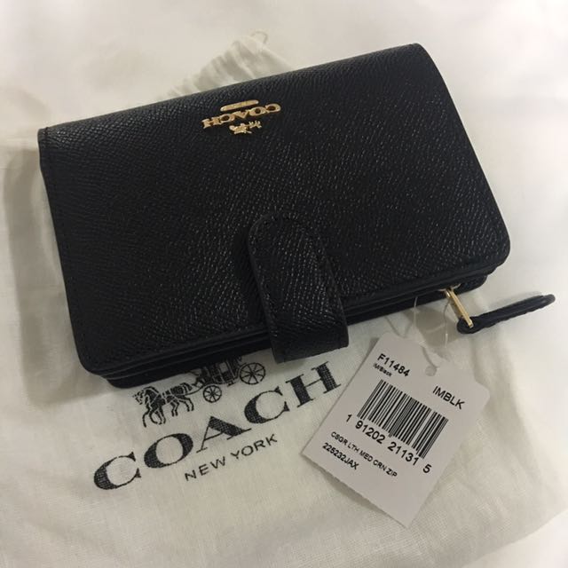 coach medium corner zip wallet black