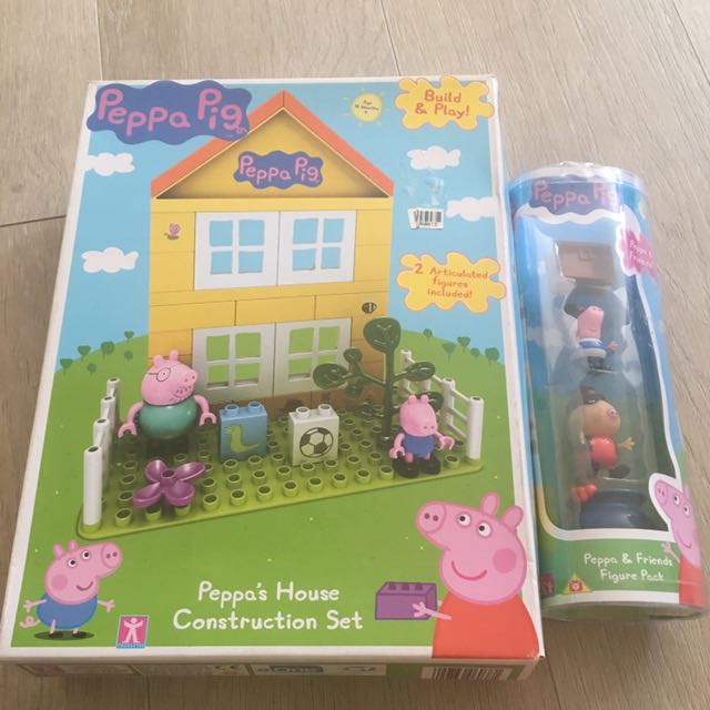 Authentic Peppa Pig build and play