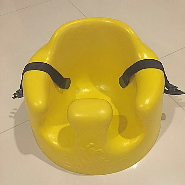 Yellow bumbo shop seat with tray