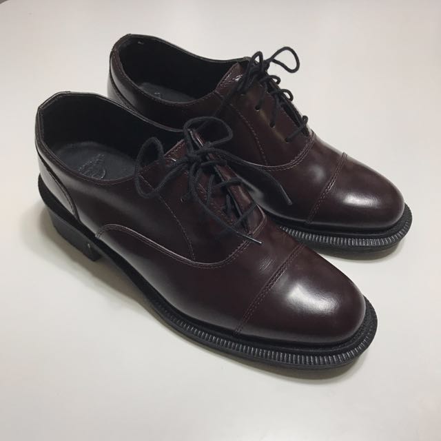 Dr martens hot sale henrietta oxford