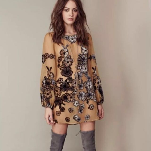 For Love And Lemons Sierra Mini Dress In Mustard, Women's Fashion, Dresses  & Sets, Dresses on Carousell