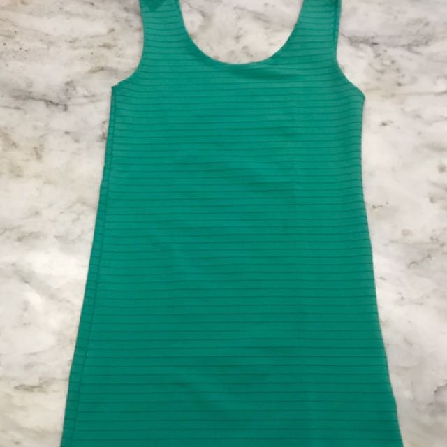 Green Bondage Dress (Category: Dresses) located in Paranaque City. Submitted by makeup10 (Listing ID 141932963, Image 1). Description: .