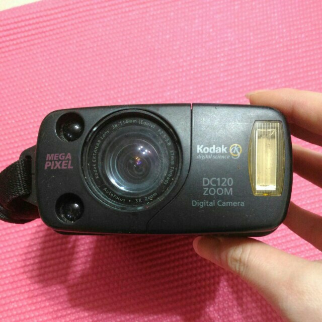 Kodak DC120, 相機攝影, 相機在旋轉拍賣
