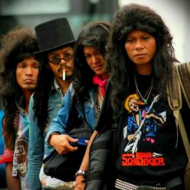 Recruiting Rock Band Bulletin Board Looking For On Carousell