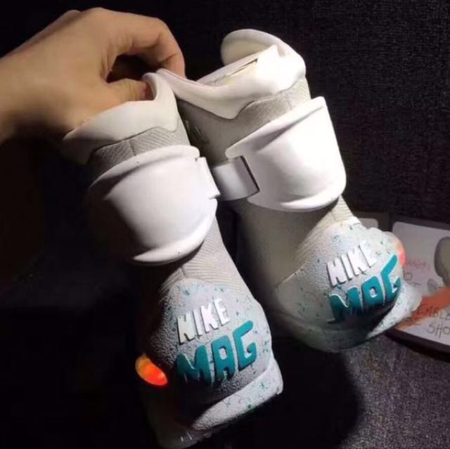 Nike Air Mag V3 Rep, Men'S Fashion, Footwear, Sneakers On Carousell