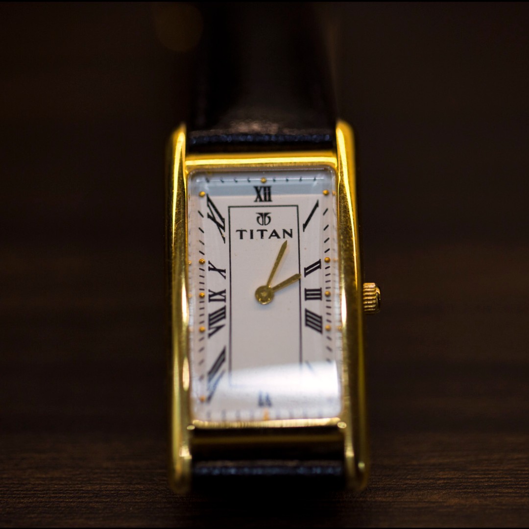 Rectangular Men S Watch White Dial Gold Frame Leather Strap By Titan Men S Fashion Watches On Carousell