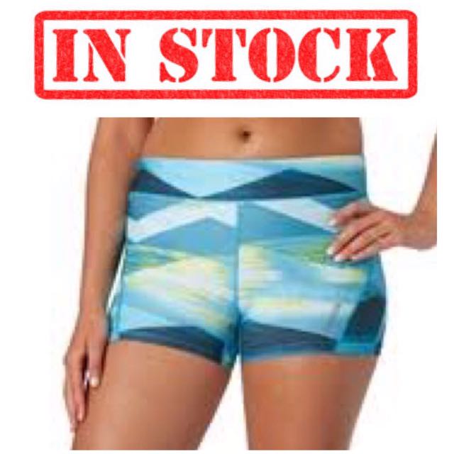 reebok women's 3 printed compression shorts