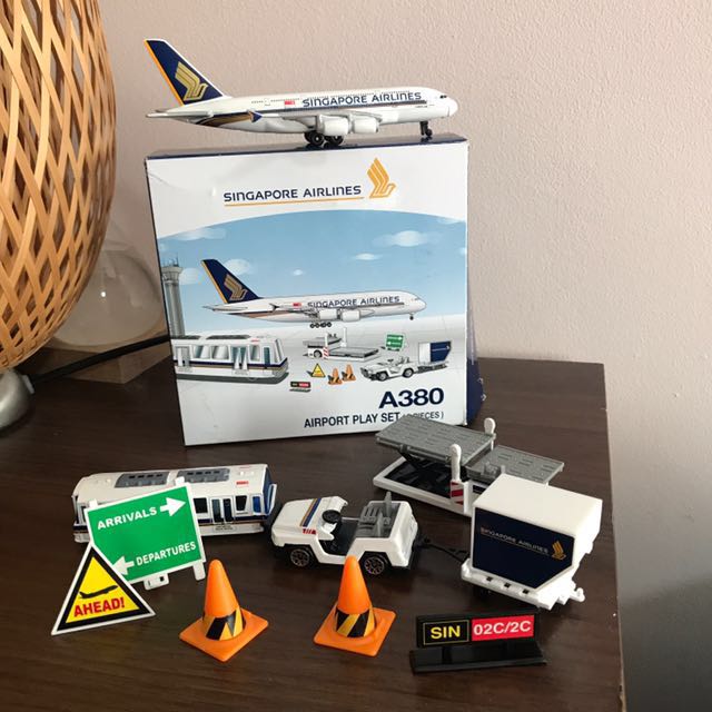 Singapore airlines airport playset hot sale