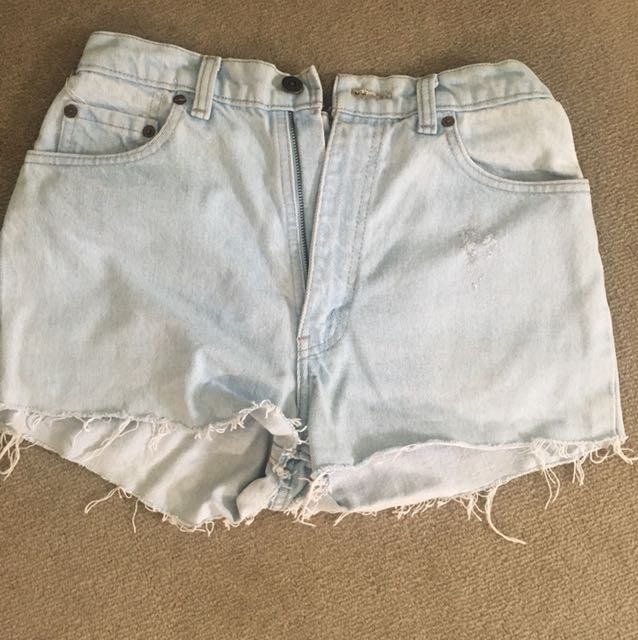 high waist levi shorts