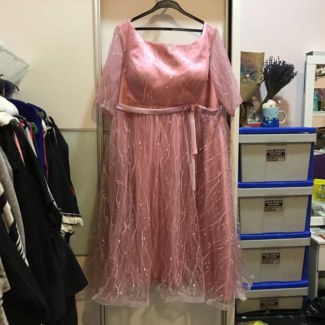 sewa baju dinner plus size
