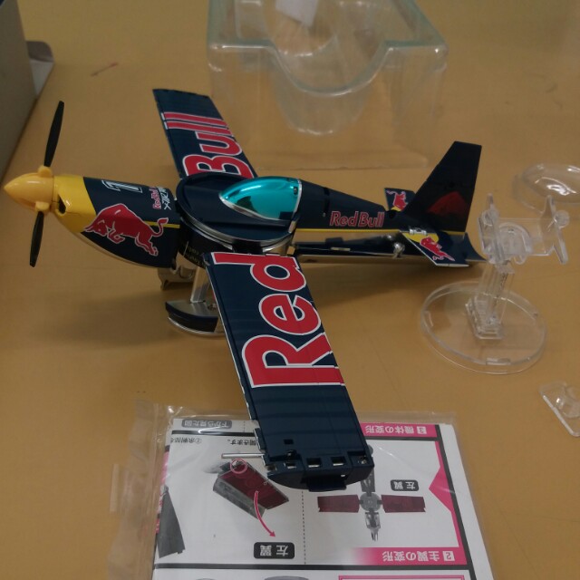 紅牛變形飛機模型Red Bull Air Race transforming airplane, 興趣及