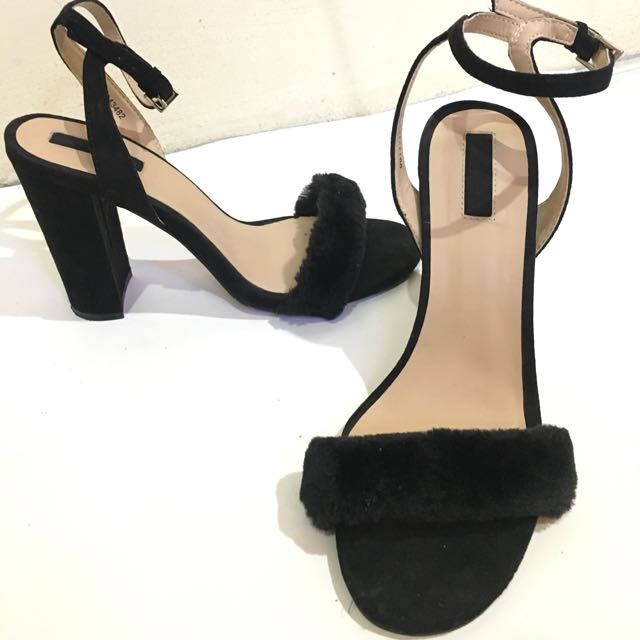 Forever 21 Black Furry Block Heels Women s Fashion Footwear Heels on Carousell