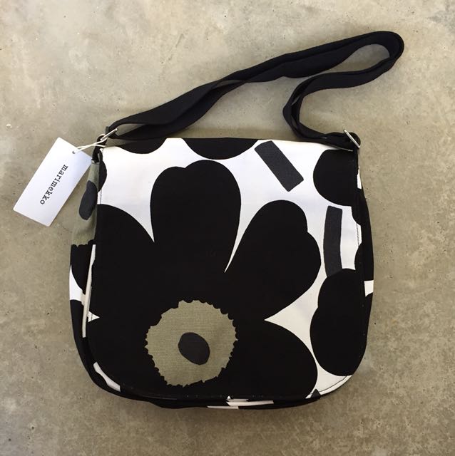 Marimekko sling bag clearance