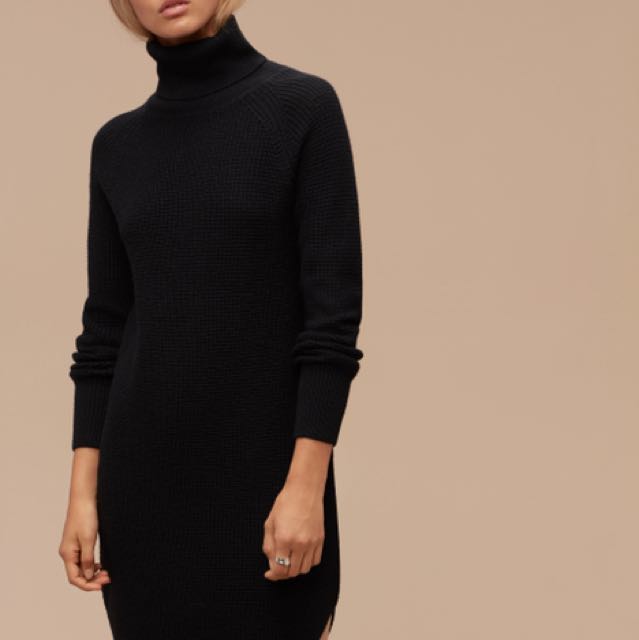 NEW Aritzia Wilfred free Bianca dress Women s Fashion Clothes on Carousell