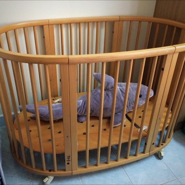 Used sales stokke crib
