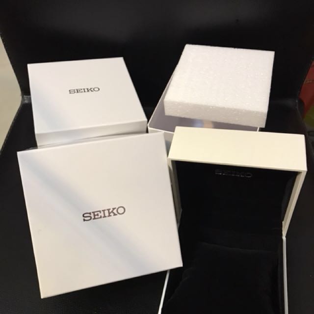 Seiko watch box only, Men's Fashion, Watches & Accessories, Watches on  Carousell