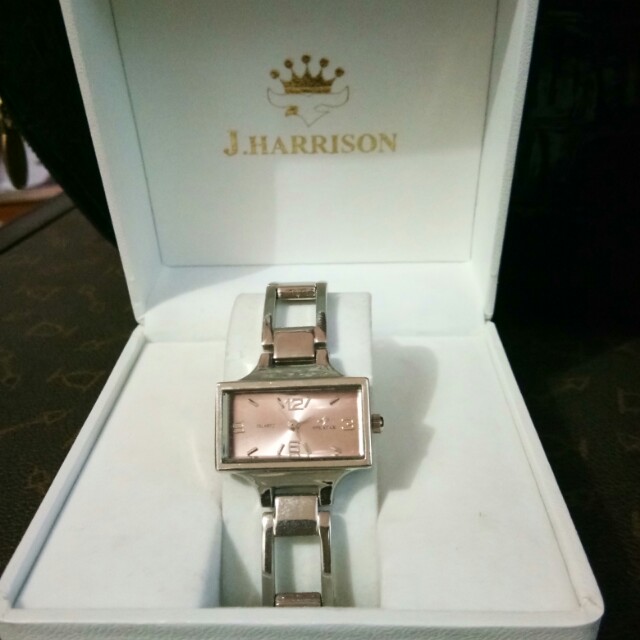 Speatak watch sale price