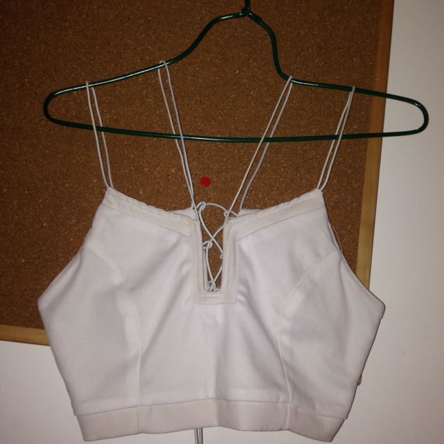 brassiere crop top