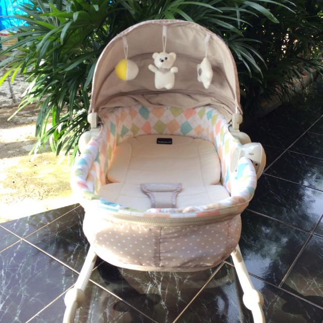 baby elle bouncer rocker