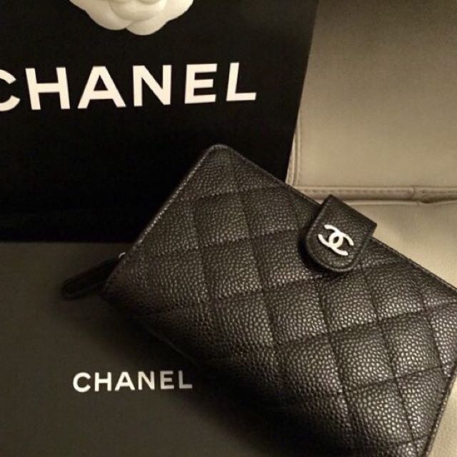 Chanel L Zip bi-fold Caviar Leather Wallet, Luxury, Bags & Wallets on  Carousell