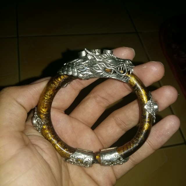 Gelang Akar Bahar Urat Emas Antiques Vintage Collectibles On Carousell