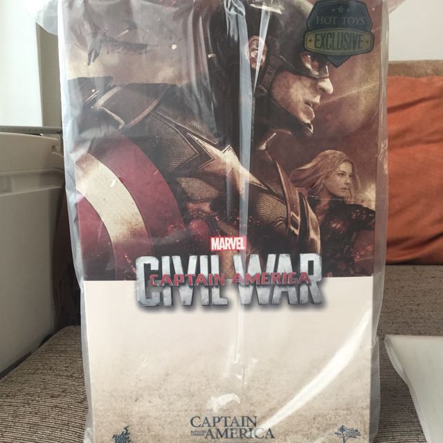 hot toys captain america battling version