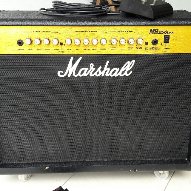 Marshall mg online 250 dfx