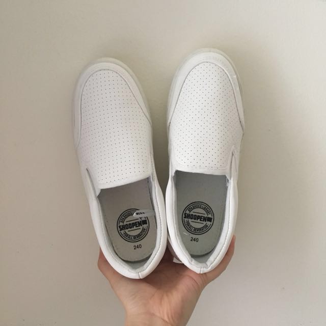 shoopen white shoes