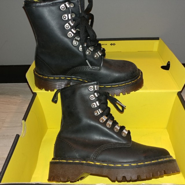 vintage dr martens