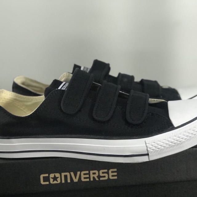 converse strap shoes