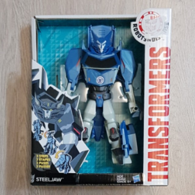 steeljaw transformer toy