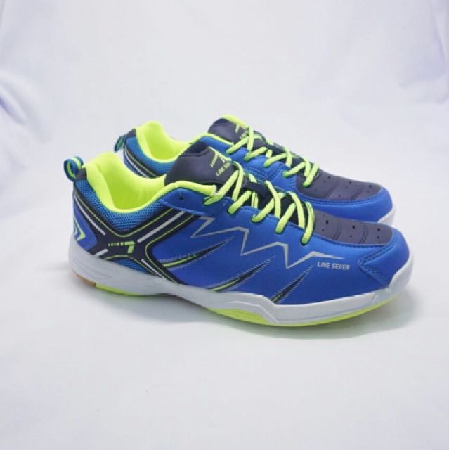 line 7 badminton shoes