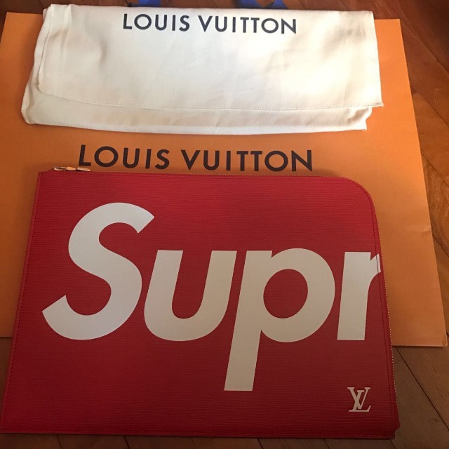 lv x supreme clutch