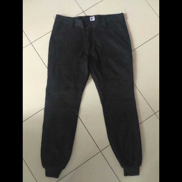 celana jogger chino